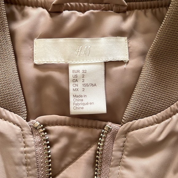 H&M Women’s Bomber Jacket - Picture 4 of 5